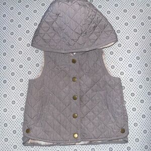 🛍CUTE  LITTLE GIRLS WARM VEST SIZE 2T  🛍